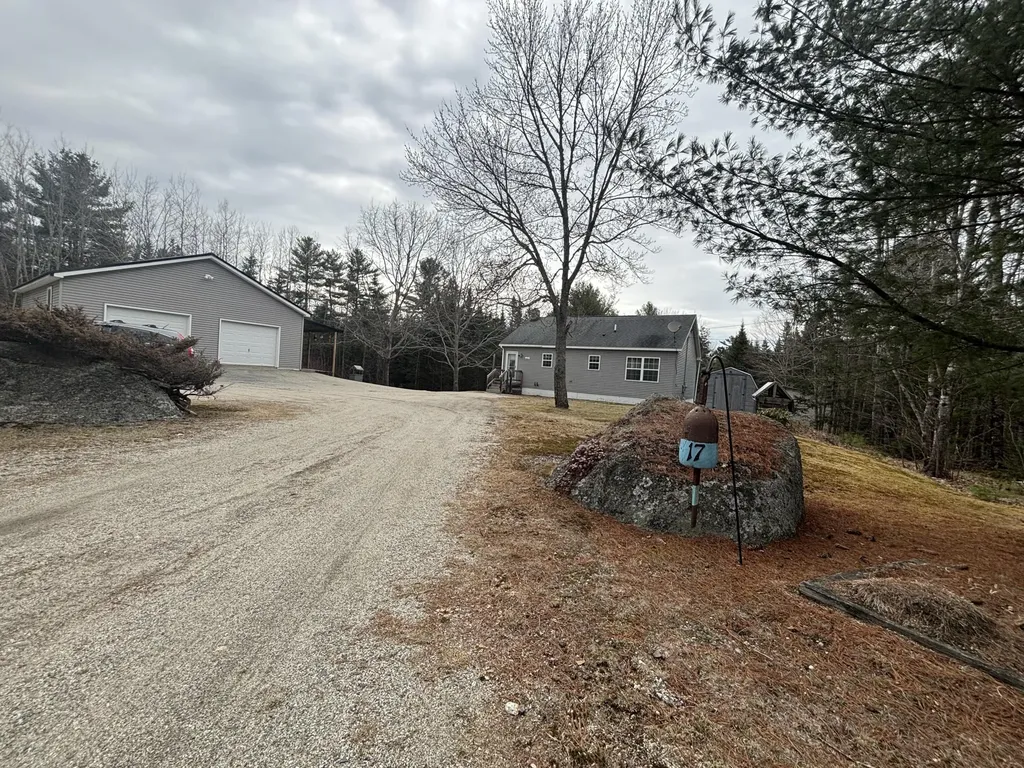 17 Pine Knoll Road Eastbrook ME 04634