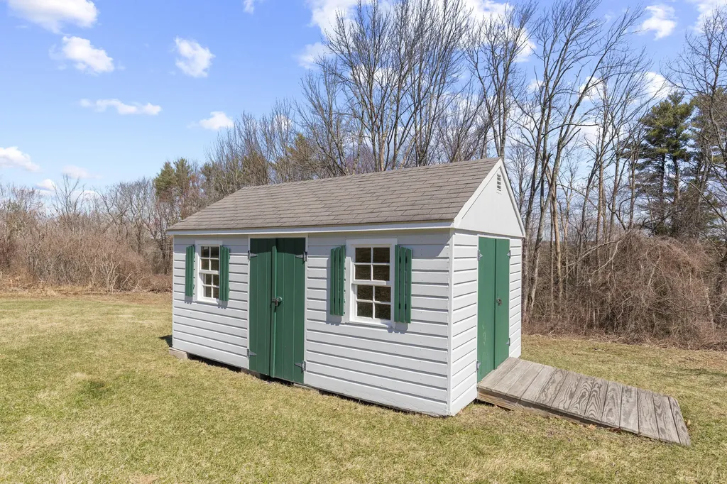 491 Hanson Ridge Road Sanford ME 04083