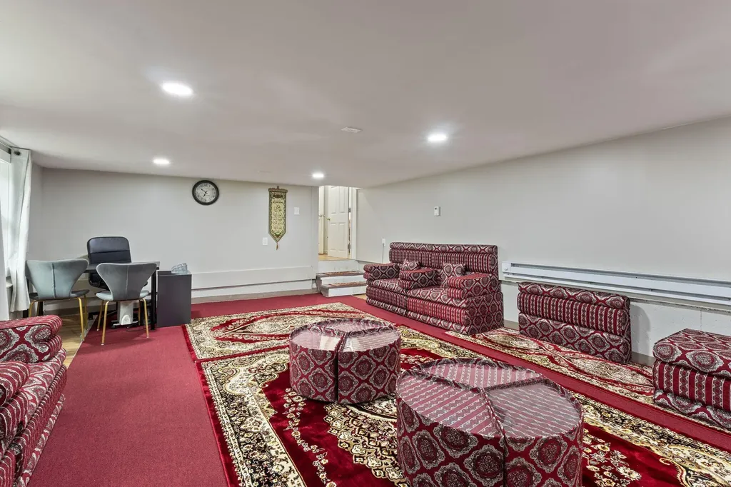 3 Arbutus Avenue Old Orchard Beach ME 04064