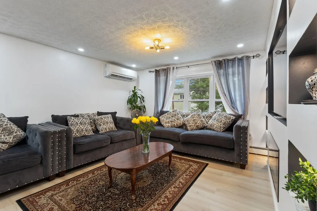 3 Arbutus Avenue Old Orchard Beach ME 04064
