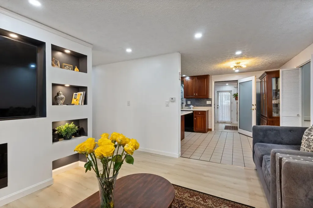 3 Arbutus Avenue Old Orchard Beach ME 04064