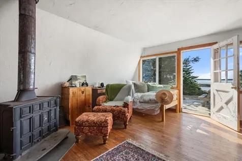 29 Hotel Cove Road Harrington ME 04643
