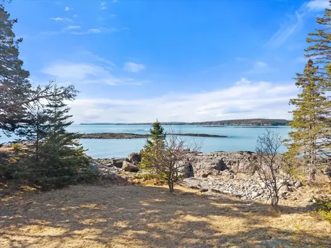 29 Hotel Cove Road Harrington ME 04643