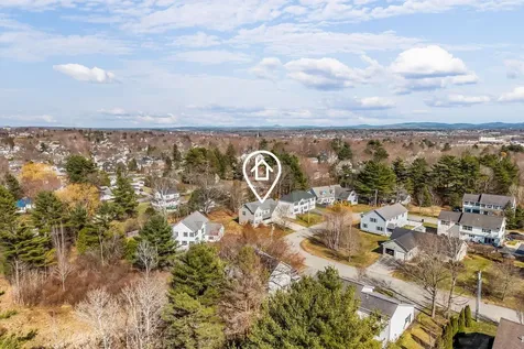 47 Fairways Bangor ME 04401