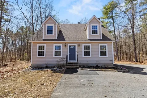 516 Falmouth Road Windham ME 04062