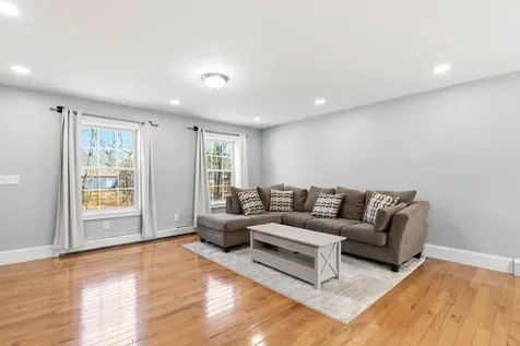 516 Falmouth Road Windham ME 04062
