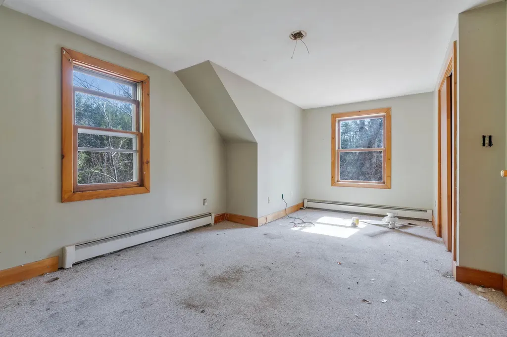 22 Burnham Road Gorham ME 04038