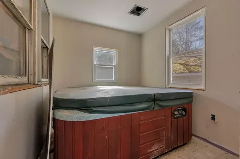 22 Burnham Road Gorham ME 04038