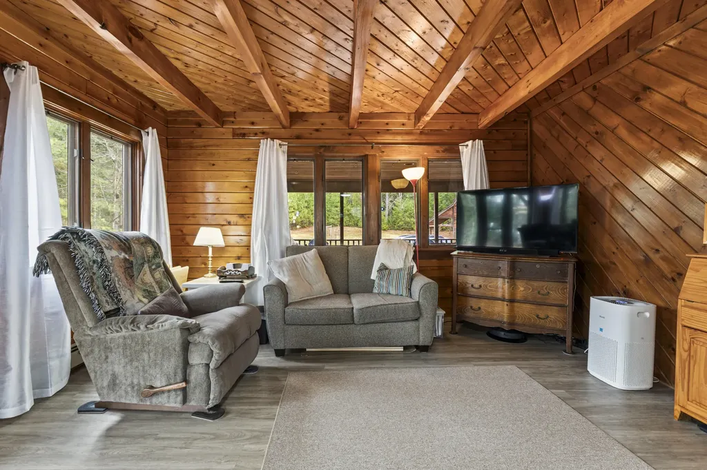 1289 Woodman Hill Road Minot ME 04258