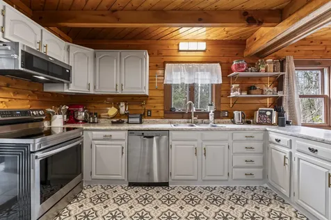 1289 Woodman Hill Road Minot ME 04258
