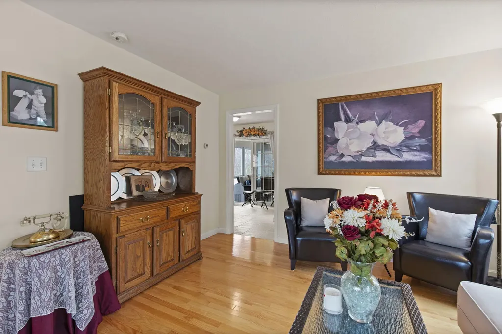 5 Izzy Lane Kittery ME 03904
