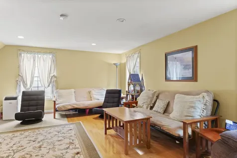 5 Izzy Lane Kittery ME 03904