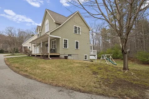 5 Izzy Lane Kittery ME 03904