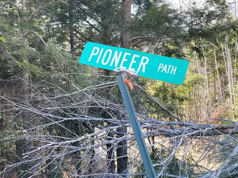 Lot B-2 Pioneer Path Aurora ME 04408