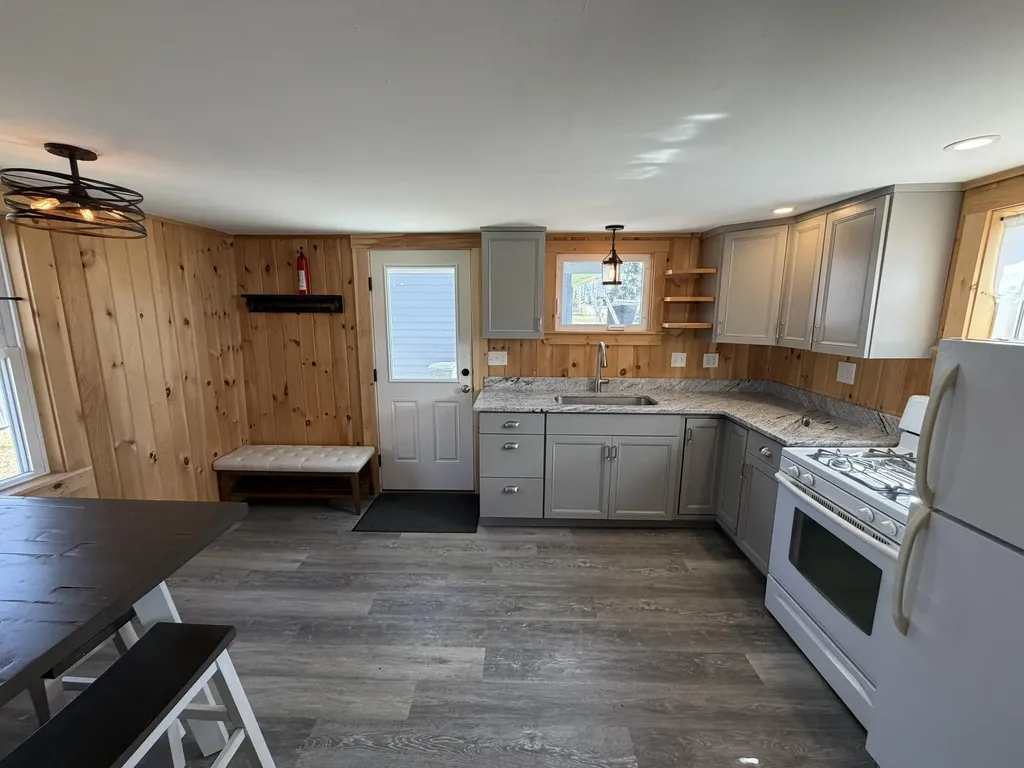 32 Morse Street Freeport ME 04032