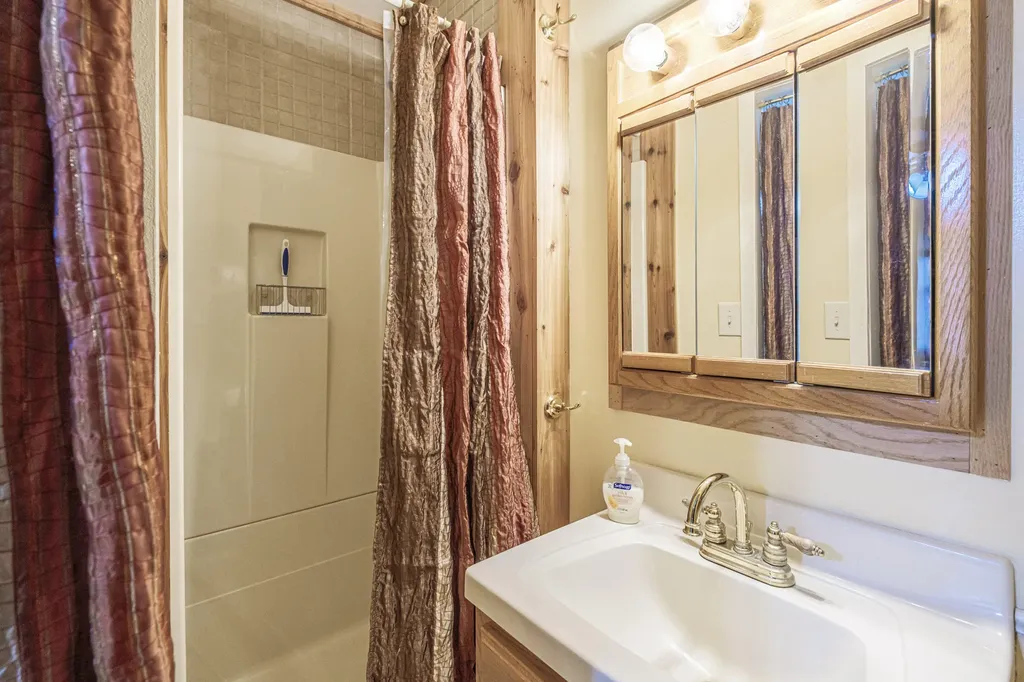 277 Old Brunswick Road Bath ME 04530