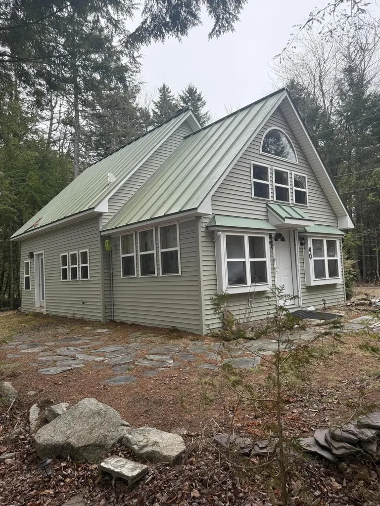 40 Moosepath Lane Searsport ME 04974