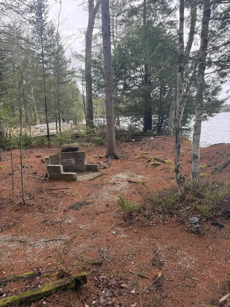 40 Moosepath Lane Searsport ME 04974