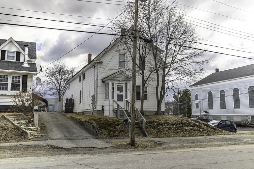 333 Penobscot Avenue Millinocket ME 04462