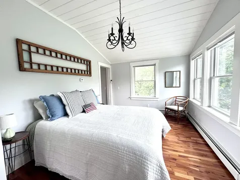 202 Two Lights Road Cape Elizabeth ME 04107