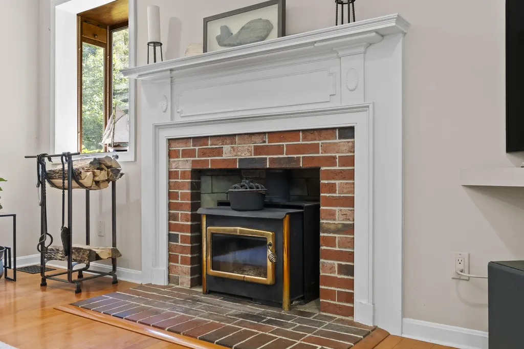 15 Harvey Brook Drive Freeport ME 04032