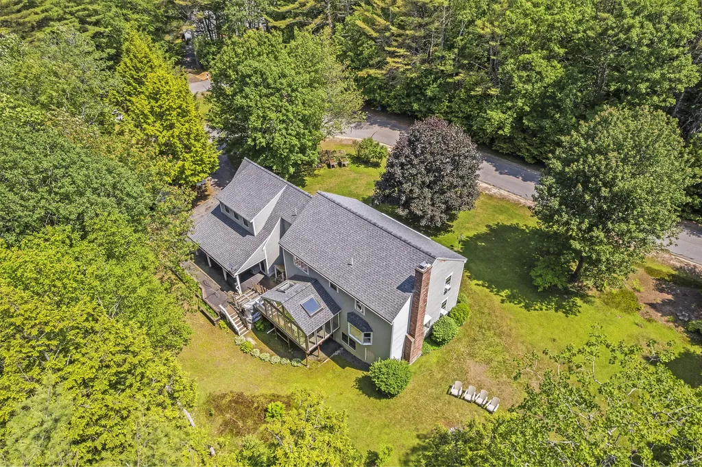 15 Harvey Brook Drive Freeport ME 04032