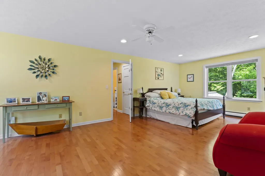 15 Harvey Brook Drive Freeport ME 04032