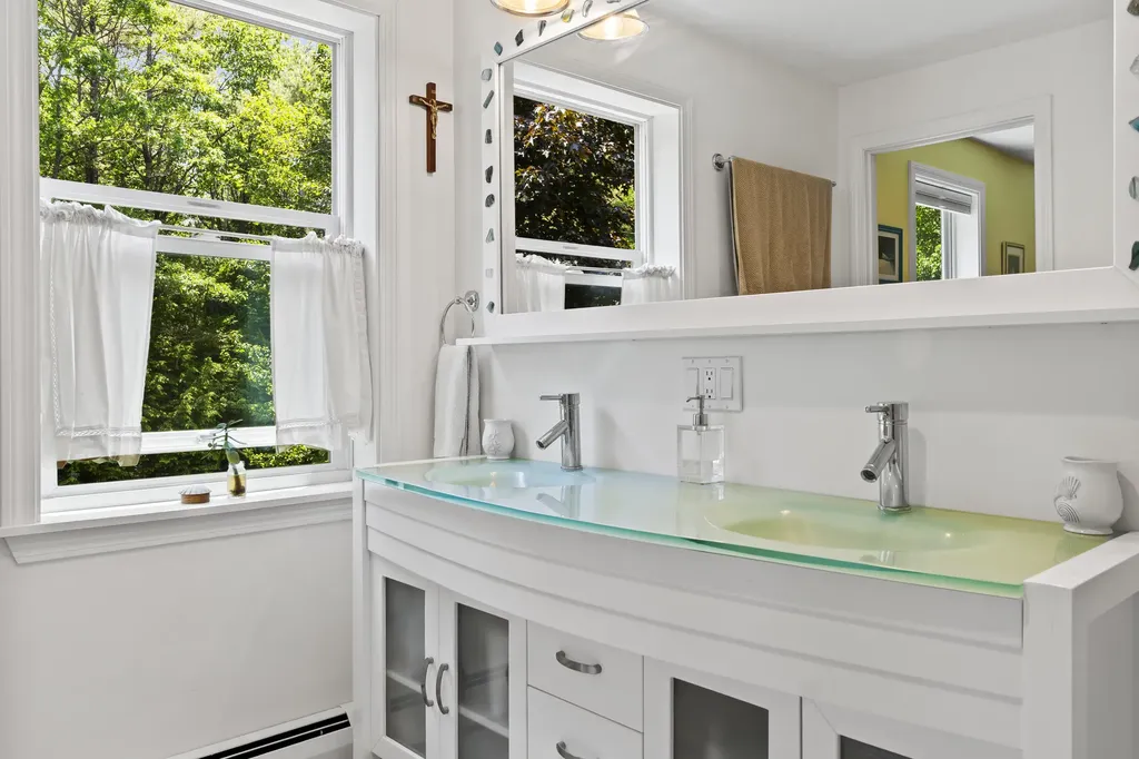 15 Harvey Brook Drive Freeport ME 04032