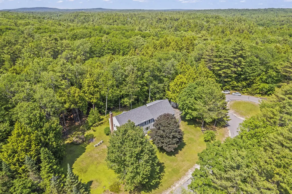 15 Harvey Brook Drive Freeport ME 04032
