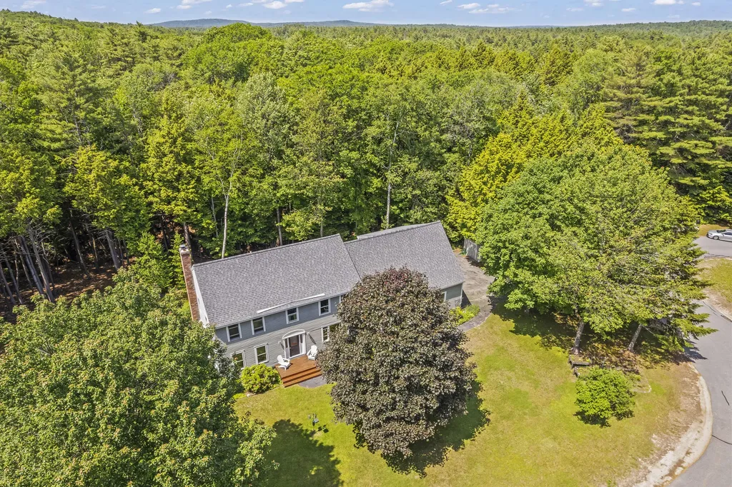 15 Harvey Brook Drive Freeport ME 04032