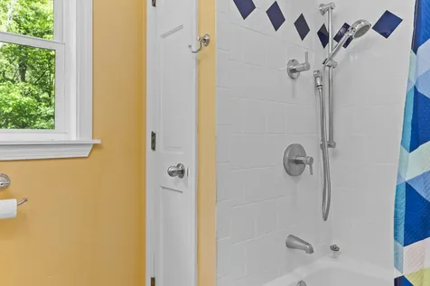 15 Harvey Brook Drive Freeport ME 04032