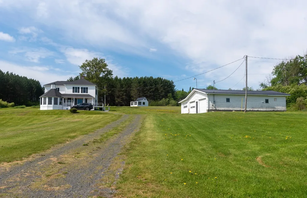 673 Main Street Grand Isle ME 04746