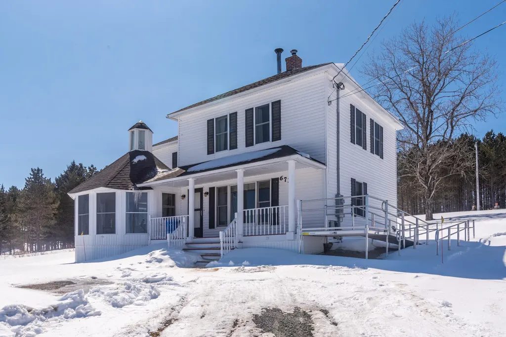 673 Main Street Grand Isle ME 04746