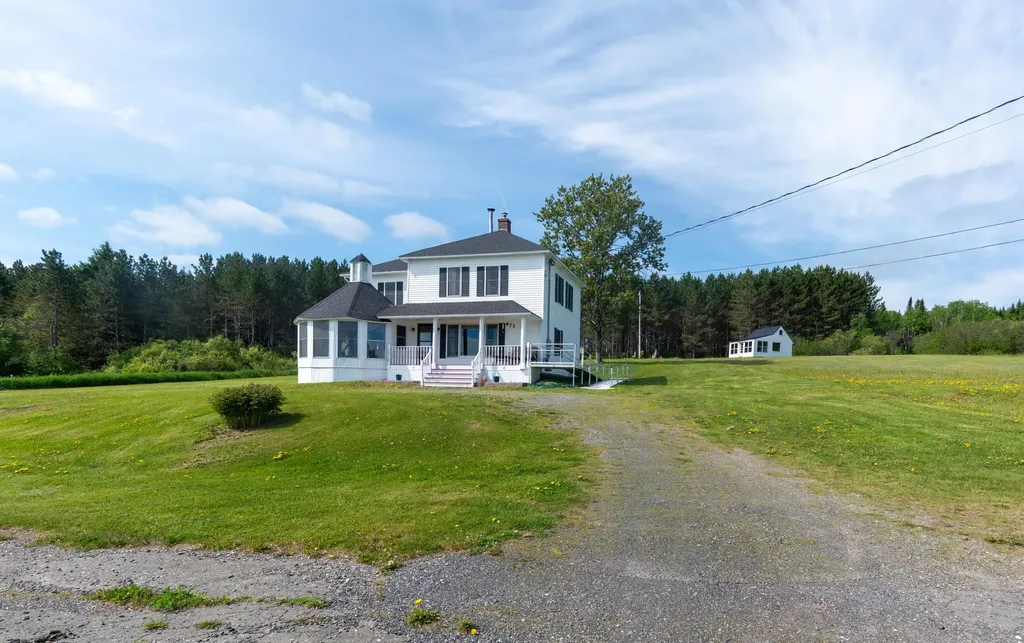 673 Main Street Grand Isle ME 04746