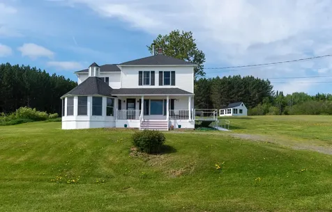673 Main Street Grand Isle ME 04746