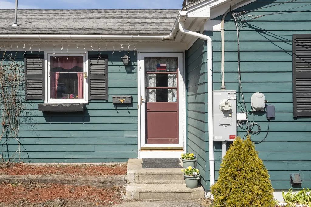 42 Vernon Street Bethel ME 04217