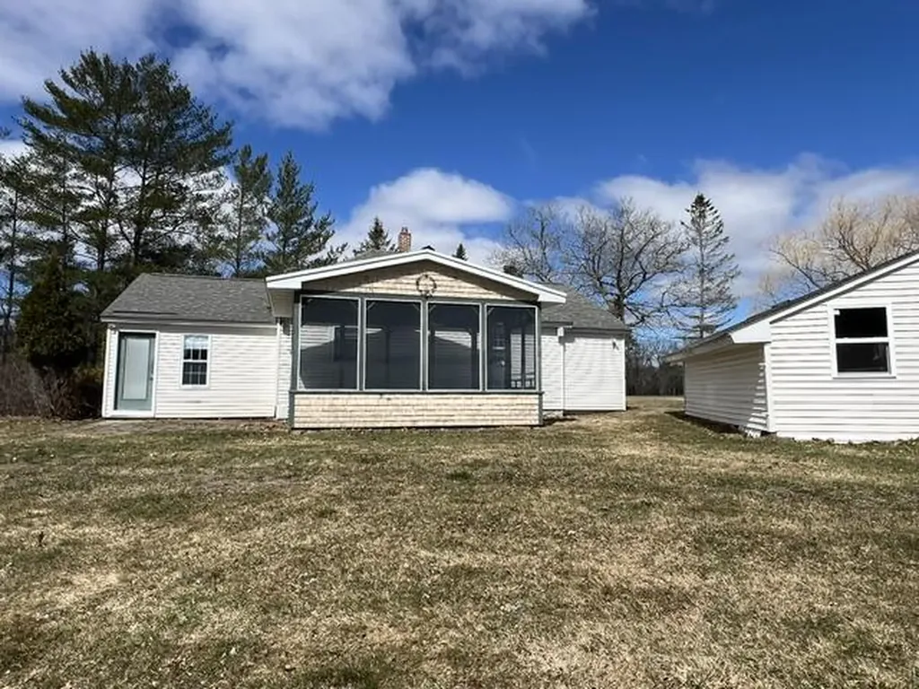 1071 Clinton Avenue Benton ME 04901