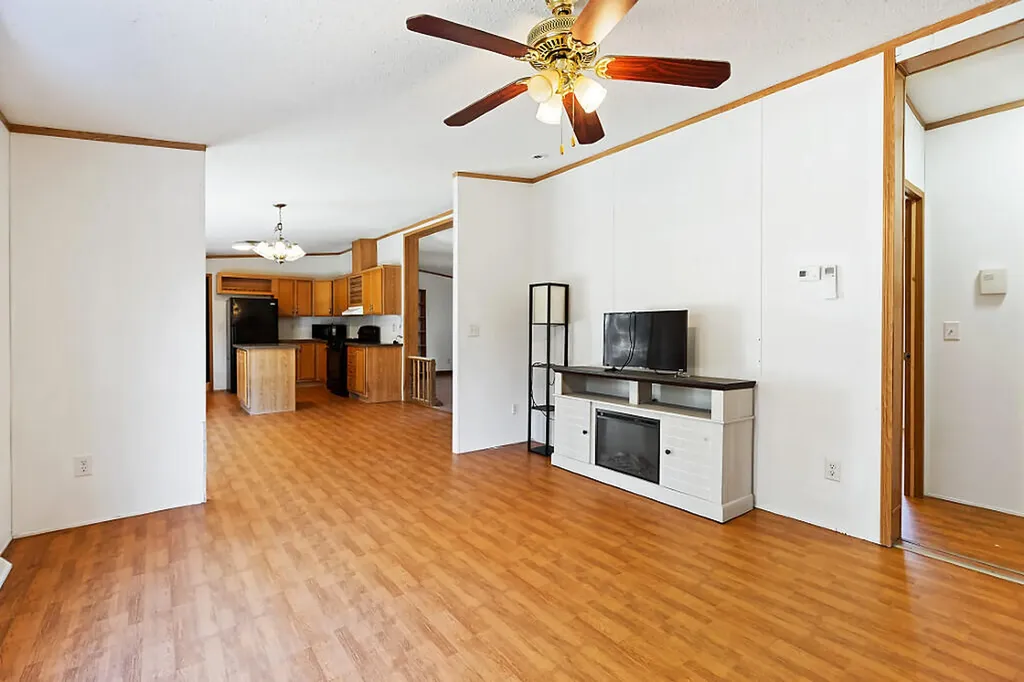 5 Forest Lane Fairfield ME 04937
