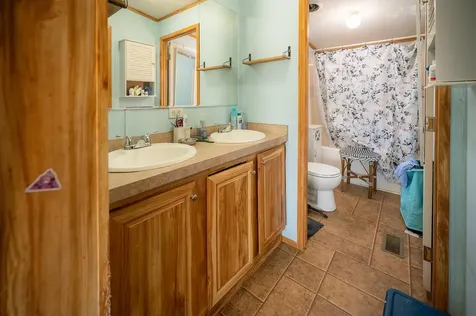 27 Saints Way Windsor ME 04363