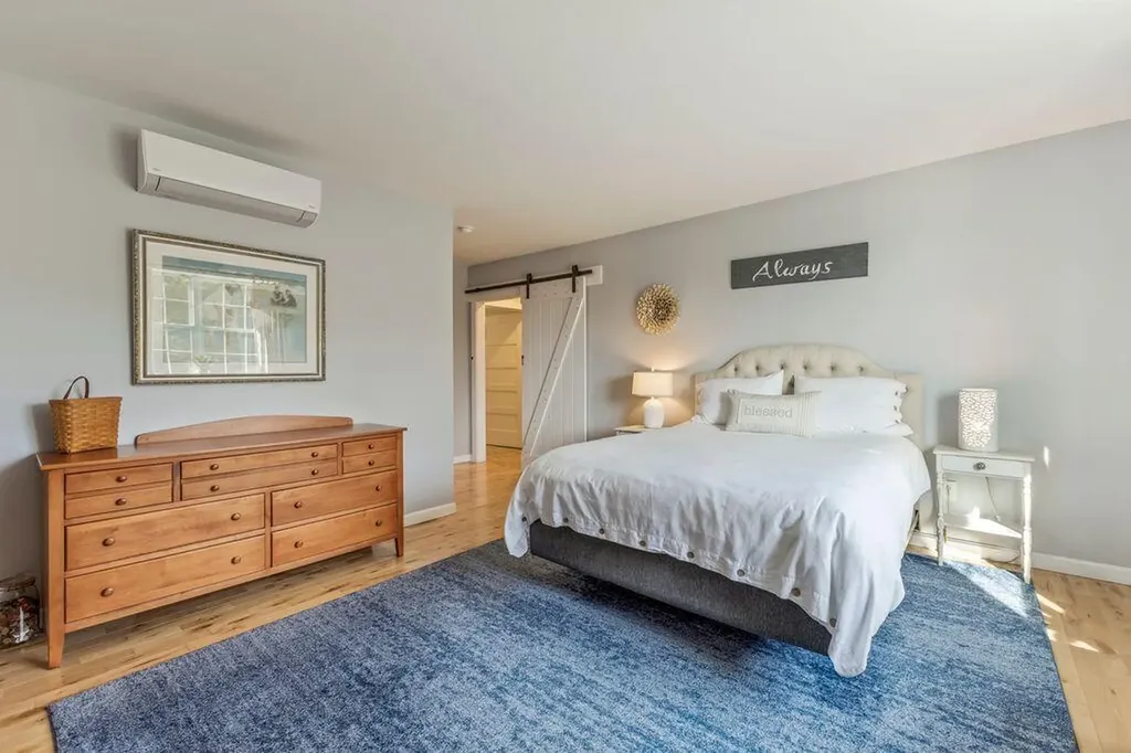 18 Laura Whitney Drive North Yarmouth ME 04097