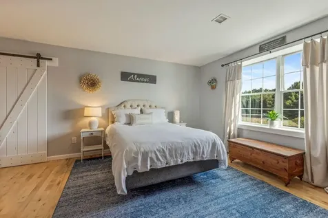 18 Laura Whitney Drive North Yarmouth ME 04097