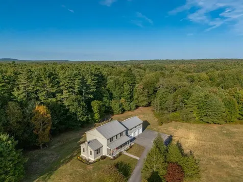 18 Laura Whitney Drive North Yarmouth ME 04097