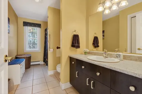 384 Pond Road Lewiston ME 04240