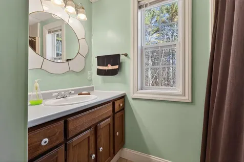 384 Pond Road Lewiston ME 04240