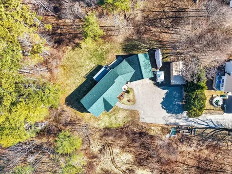 384 Pond Road Lewiston ME 04240