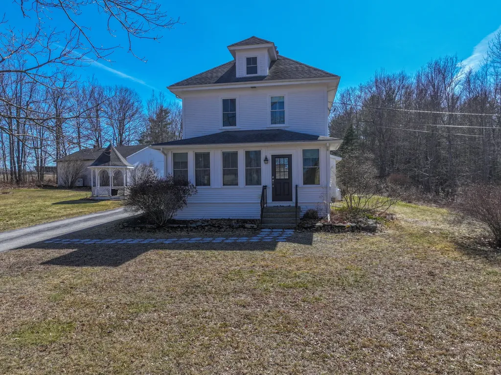 231 Wiswell Road Brewer ME 04412