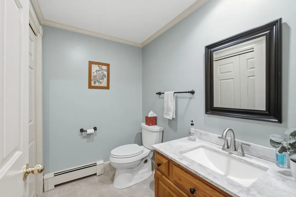 10 Longview Terrace Kennebunk ME 04043