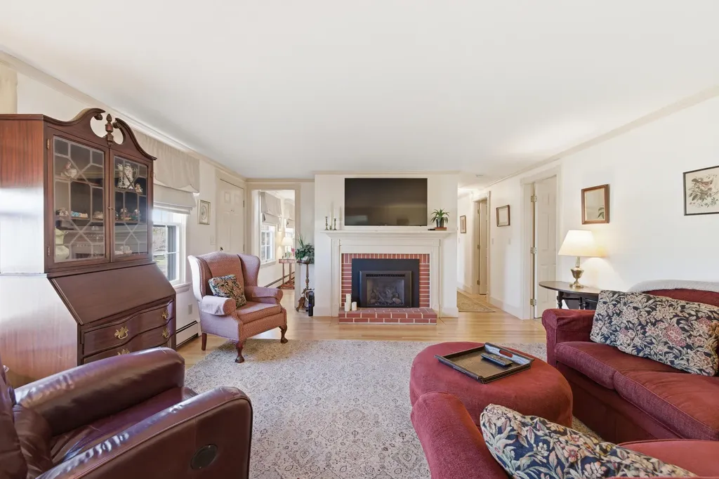 10 Longview Terrace Kennebunk ME 04043