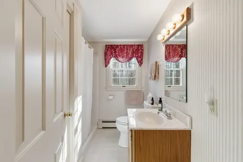 10 Longview Terrace Kennebunk ME 04043