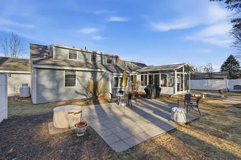 10 Longview Terrace Kennebunk ME 04043